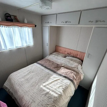 Caravan 2 Bedroom - New Camping Ideal De Haan
